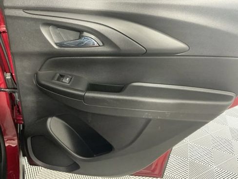 Used 2021 Chevrolet TrailBlazer LT w/ Driver Confidence Package AWD/4WD image 11