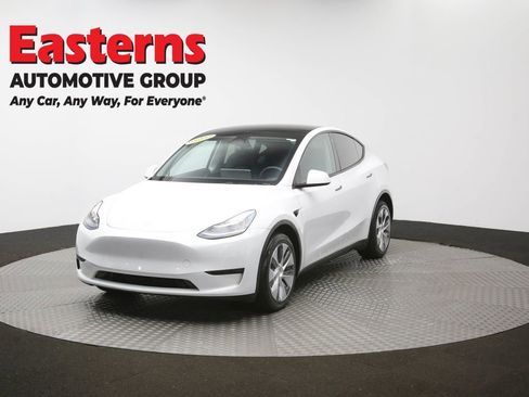 Used 2023 Tesla Model Y Long Range image 49