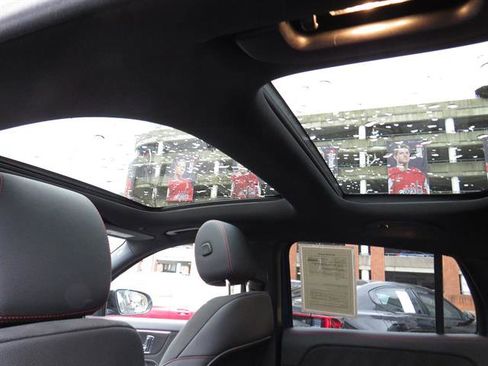 Used 2025 Mercedes-Benz GLA 250 4MATIC image 21