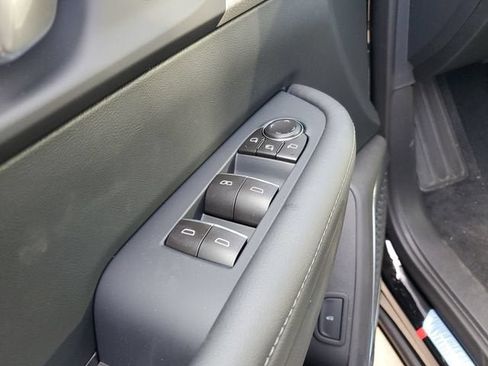 New 2026 Buick Enclave Avenir w/ Super Cruise Package FWD image 18