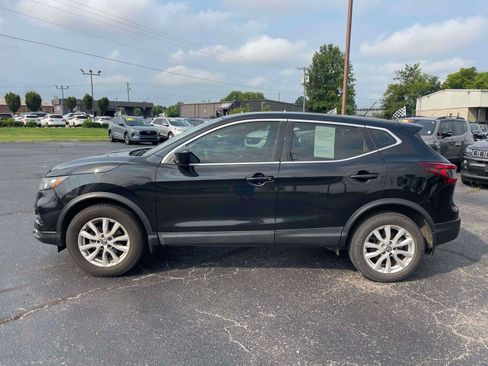 Used 2020 Nissan Rogue Sport S w/ Appearance Package FWD image 4