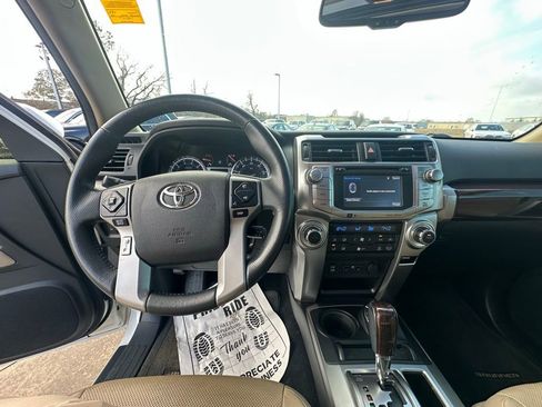 Used 2016 Toyota 4Runner 4WD image 14