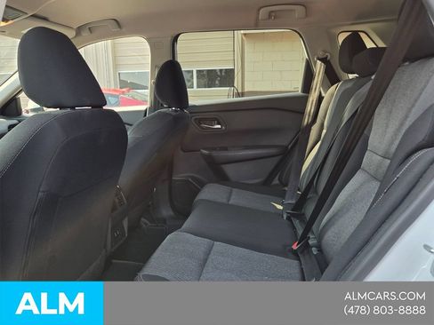 Used 2025 Nissan Rogue SV FWD image 4