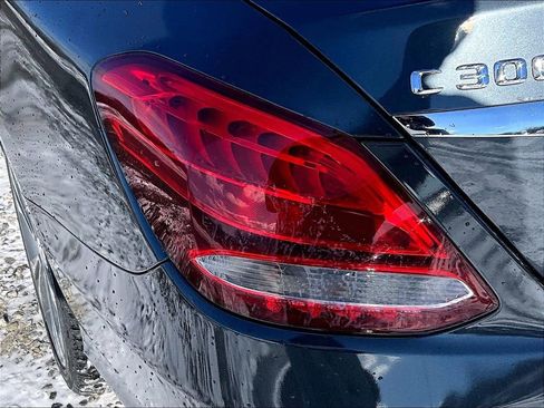 Used 2016 Mercedes-Benz C 300 Sedan image 27
