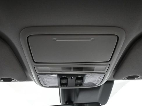 Certified 2019 Honda Odyssey EX-L image 17