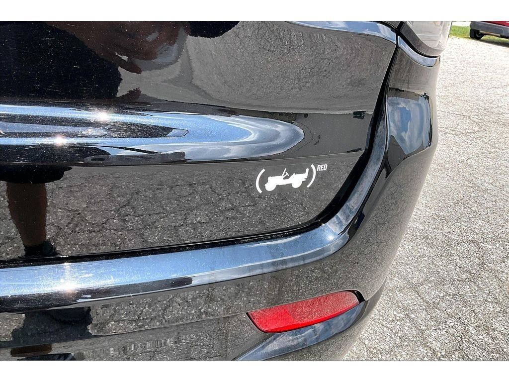 Certified 2023 Jeep Compass Limited w/ Elite Group for (Red) Edition AWD/4WD image 36