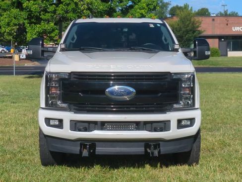 Used 2019 Ford F250 Lariat w/ Lariat Ultimate Package AWD/4WD image 16