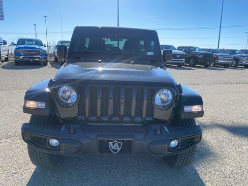 Used 2023 Jeep Wrangler Sahara image 9