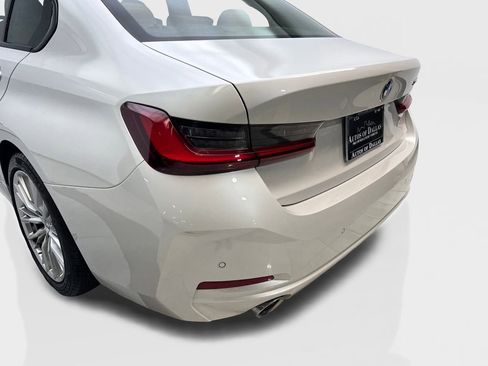 Used 2023 BMW 330i Sedan w/ Driving Assistance Package RWD image 19