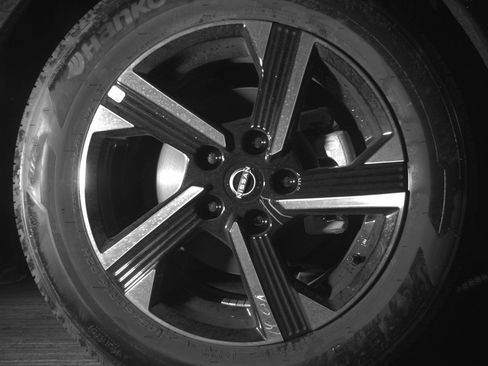 Used 2025 Nissan Sentra SV image 13