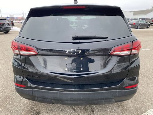 Used 2023 Chevrolet Equinox LS w/ LS Convenience Package image 6