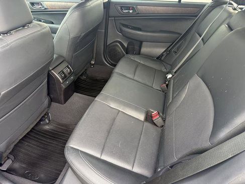 Used 2016 Subaru Outback 2.5i Limited image 29