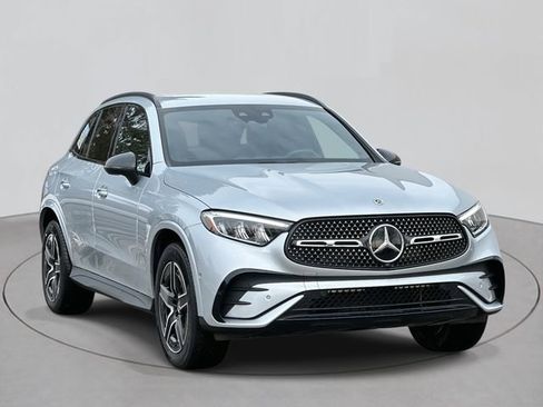 Certified 2025 Mercedes-Benz GLC 300 4MATIC image 6