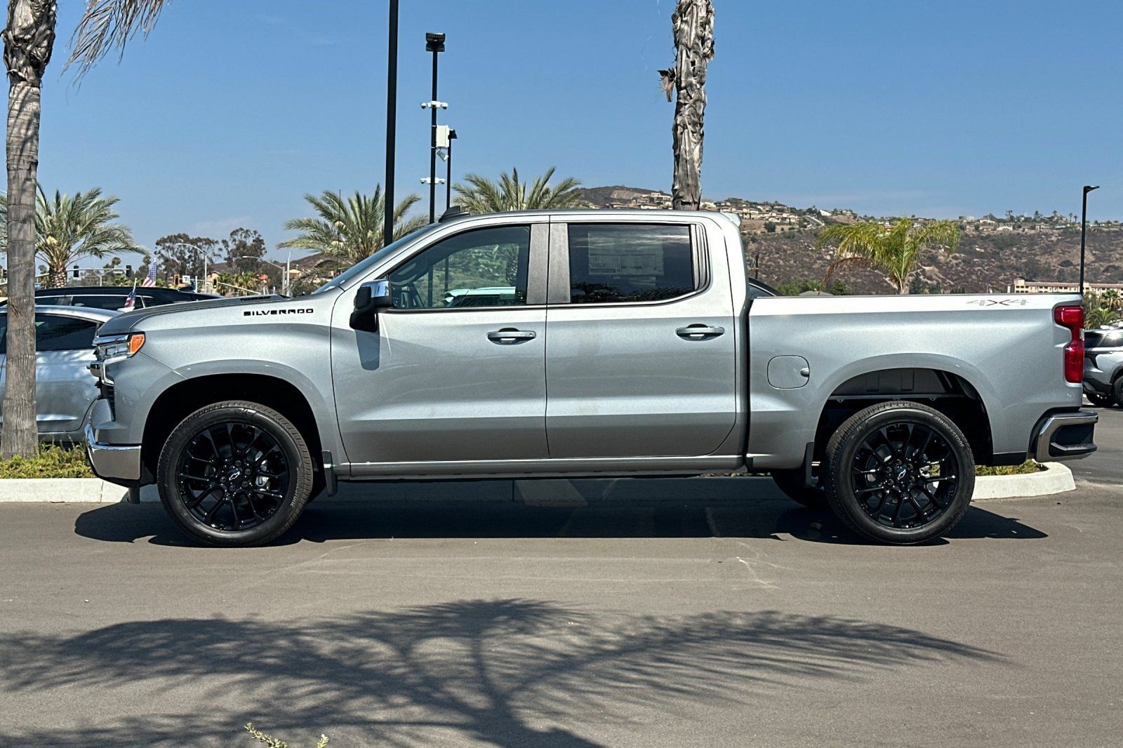 New 2026 Chevrolet Silverado 1500 LT w/ Leather Package AWD/4WD image 7