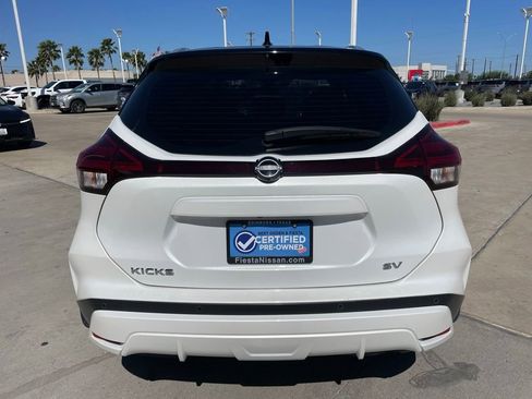 Used 2024 Nissan Kicks SV image 4