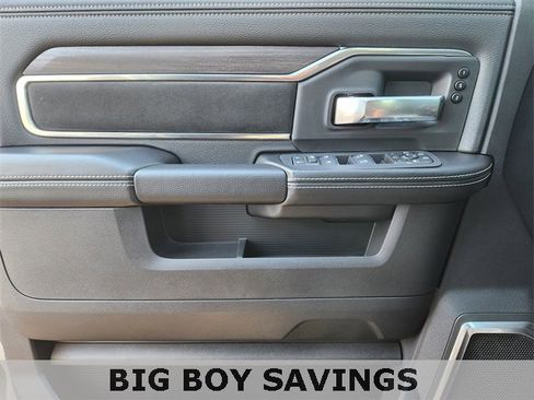 New 2026 RAM 2500 Laramie w/ Night Edition image 17