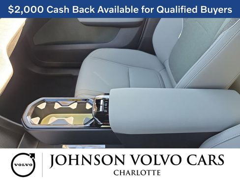 New 2025 Volvo EX30 Plus w/ Protection Package Premier image 26