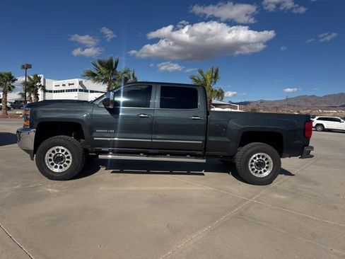 Used 2019 Chevrolet Silverado 2500 LTZ w/ Duramax Plus Package image 2