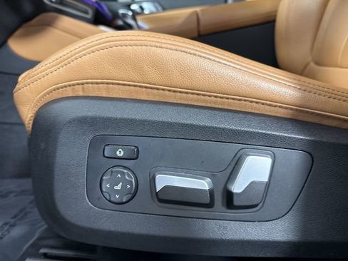 Used 2022 BMW X6 xDrive40i w/ Climate Comfort Package AWD/4WD image 21