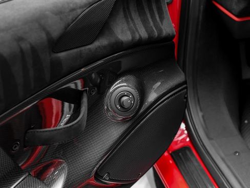 Used 2020 Ferrari 488 Pista Coupe RWD image 44