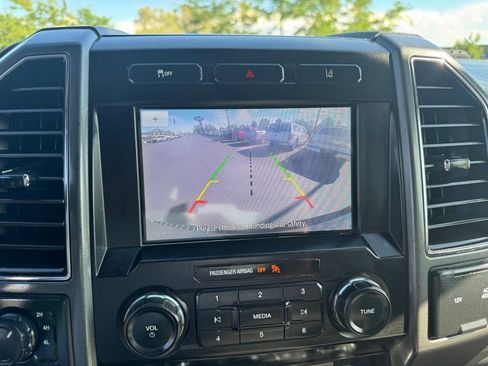 Used 2020 Ford F250 XLT AWD/4WD image 23