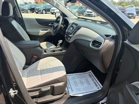 Used 2024 Chevrolet Equinox LS FWD image 20