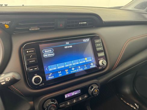 Used 2024 Nissan Kicks SR image 14