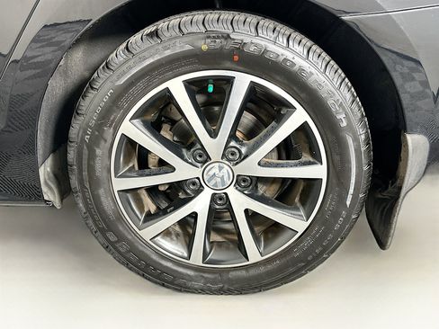 Used 2018 Volkswagen Jetta SE image 11