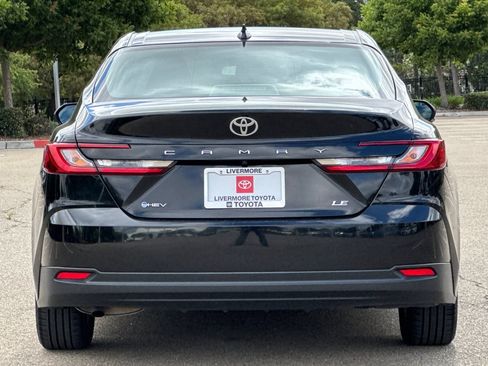 Certified 2025 Toyota Camry LE FWD image 5