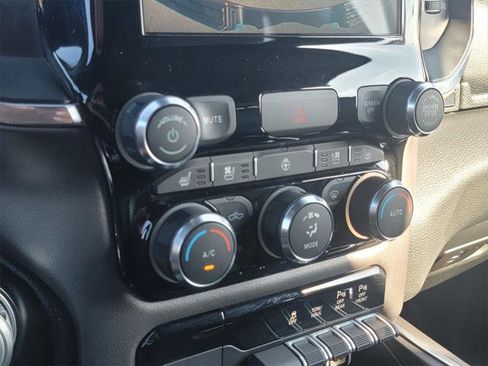 Certified 2022 RAM 1500 Laramie image 30