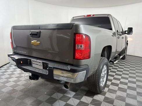 Used 2014 Chevrolet Silverado 2500 LT w/ Interior Plus Package image 6