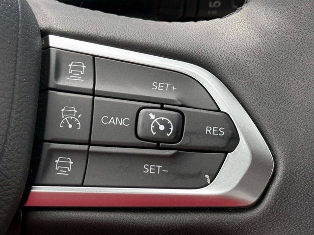 Certified 2025 Jeep Compass Limited AWD/4WD image 23