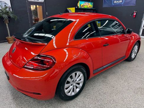 Used 2018 Volkswagen Beetle 2.0T S FWD image 5