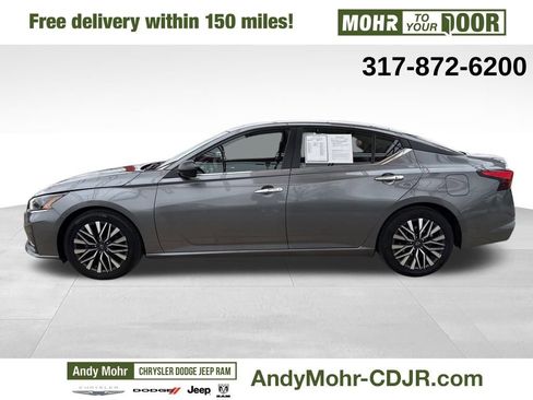 Used 2024 Nissan Altima 2.5 SV image 4