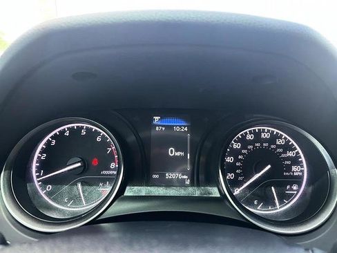 Used 2024 Toyota Camry SE FWD image 20