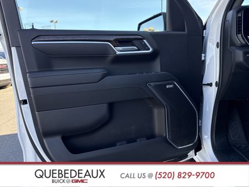 Used 2025 GMC Sierra 1500 Elevation w/ Elevation Premium Package image 11