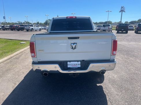 Used 2017 RAM 1500 Laramie w/ Convenience Group image 6