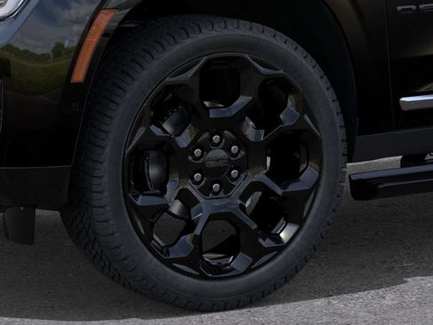 New 2026 GMC Yukon XL Denali AWD/4WD image 9