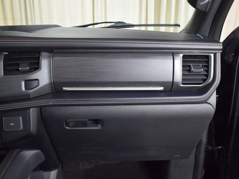 Used 2023 Ford Expedition Platinum image 23