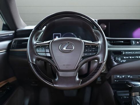 Used 2020 Lexus ES 350 w/ Premium Package image 34