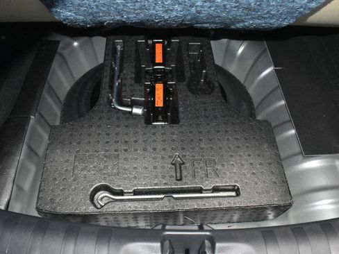 New 2025 Nissan Kicks Play S FWD image 24