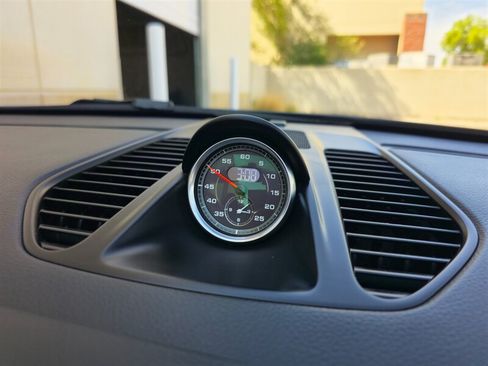 Used 2016 Porsche 911 Carrera S RWD image 32