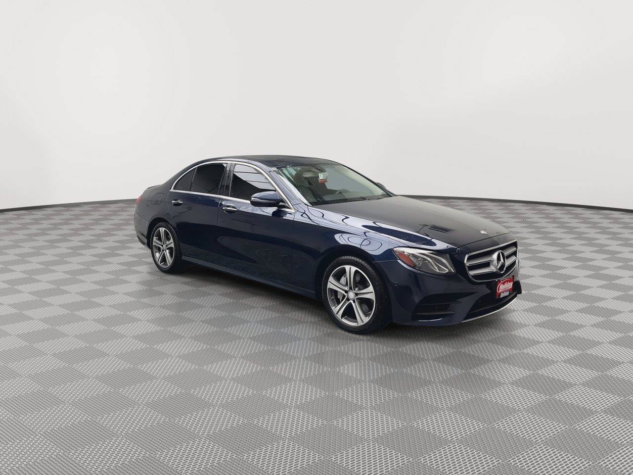 Used 2017 Mercedes-Benz E 300 4MATIC image 33