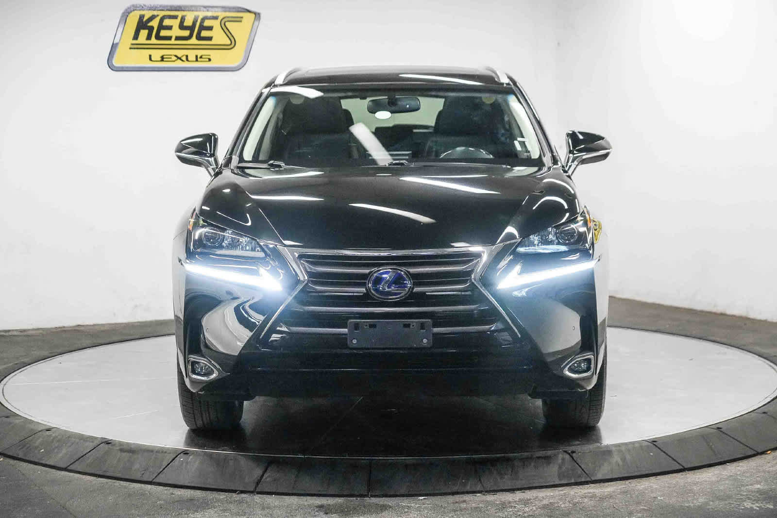 Used 2017 Lexus NX 300h AWD w/ Premium Package image 8