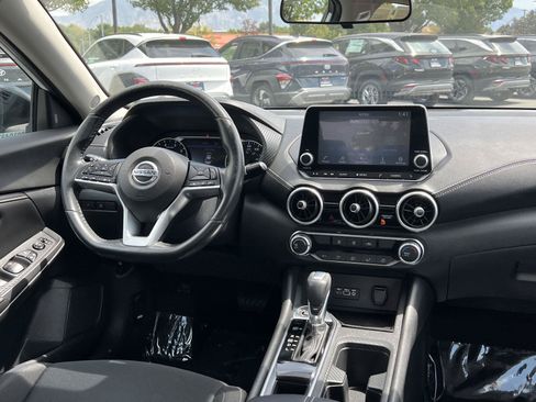 Used 2022 Nissan Sentra SV FWD image 23