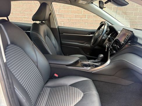 Used 2024 Toyota Camry SE FWD image 21