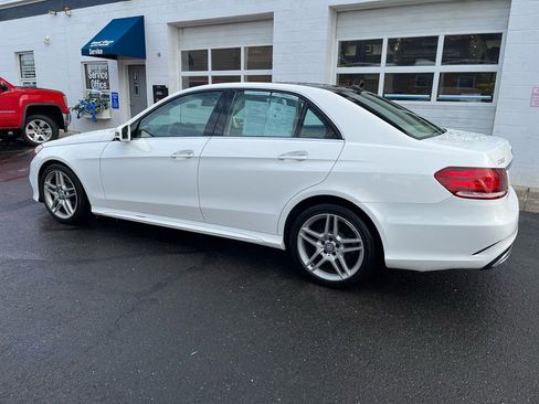 Used 2014 Mercedes-Benz E 350 4MATIC image 2