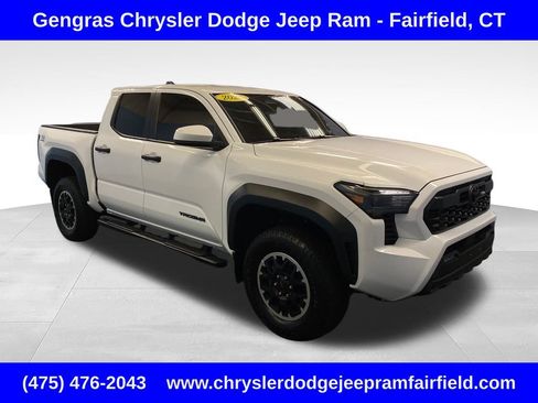 Used 2024 Toyota Tacoma TRD Off-Road AWD/4WD image 1