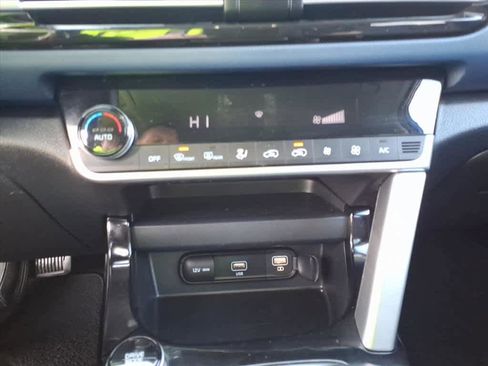 Used 2022 Kia Seltos S image 19