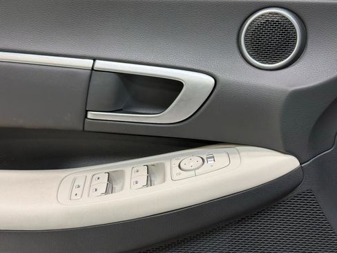 Used 2025 Hyundai Sonata SEL image 23